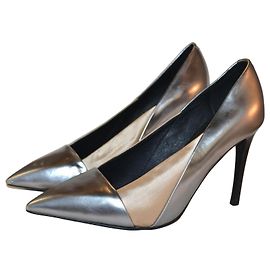 See by Chloé Pumps aus Leder silber beige Größe 38