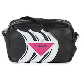 Borsa a tracolla Prada in pelle di vitello nera e rosa con logo Banana