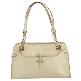 Salvatore Ferragamo Gancini in pelle
