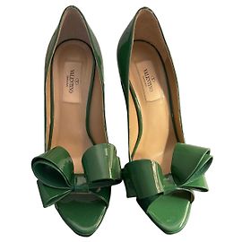 Valentino Garavani Pumps mit Schleife