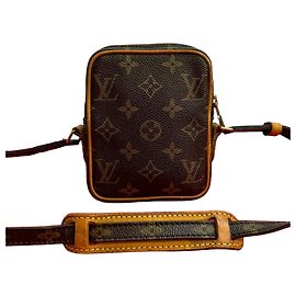 Bolso de hombro Mini Danube de cuero Monogram Louis Vuitton