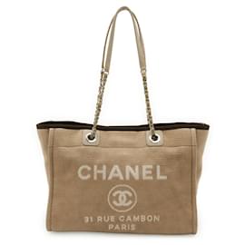 Borsa tote media Deauville di Chanel