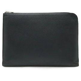 Clutch Bag Pochette Jour GM NM aus Taurillon-Leder von Louis Vuitton