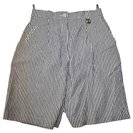 Pantalones cortos vintage de rayas Dior blancos y morados M