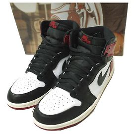 Autre Marque Nike AIR JORDAN 1 RETRO HIGH OG Sneakers in pelle