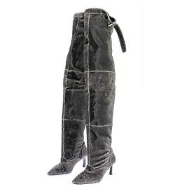 Botas over-the-knee Bruno Magli em couro preto com salto