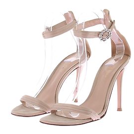 Décolleté Gianvito Rossi in satin beige con cinturini decorati