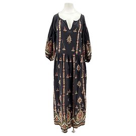 Autre Marque Schwarzes Woll-Maxikleid mit Stickerei