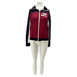 Chaqueta Nike color burdeos poliéster talla S