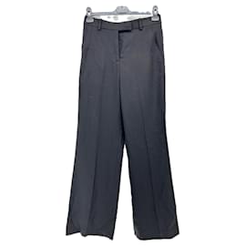 Pantalones negros Gestuz de viscosa
