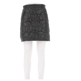 Falda negra Chanel