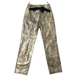 NUEVO PANTALÓN CHANEL BOTÓN LOGO CC P59998 TAMAÑO 36 S EN CUERO DORADO