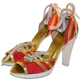 Zapatos de tacón Just Cavalli de cuero y lona rojo dorado