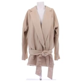 Marc Jacobs Abrigo beige de piel de alpaca