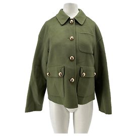 Giorgio Armani Chaqueta de lana verde con grandes botones
