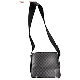 Louis Vuitton Borsa Saddle in pelle grigio scuro