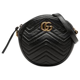 Gucci Mini GG Marmont aus schwarzem Matelassé-Leder, runder Umhängetasche