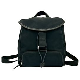Mini-Rucksack aus Nylon und Kalbsleder mit Gucci-Logo