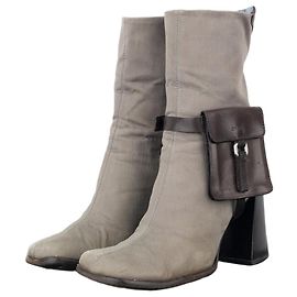Stivali alla caviglia con punta quadrata e tasche cargo ibride Prada AW99
