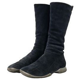 Prada AW99 Wildleder kniehohe Stiefel mit quadrater Zehenform