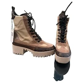 Stivali desertici con piattaforma Laureate Louis Vuitton EU 38