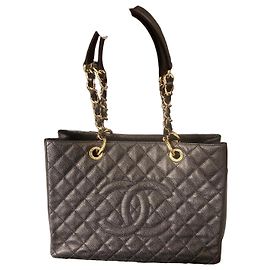 Borsa Chanel GST in pelle grana nera