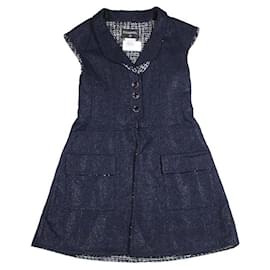 Ärmelloses Chanel-Kleid aus marineblauem Tweed