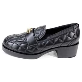 Mocassini Chanel in pelle di agnello trapuntata nera,