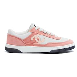 Chanel 2024 CC Weiße Rosa Sneakers EU38 Resort Rosa Wildleder UK5 US7.5 NIB