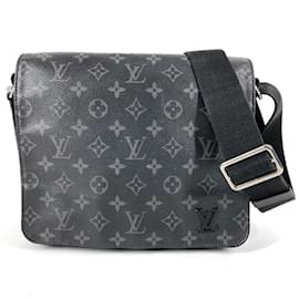 Louis Vuitton Monogram Eclipse District PM NM Umhängetasche