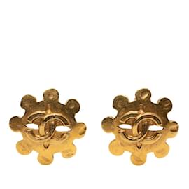 Orecchini vintage a clip Coco Mark di Chanel