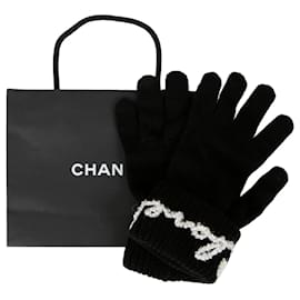 Guantes con logo Pearl - Chanel