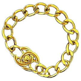 Chanel Coco Mark Turnlock Armband