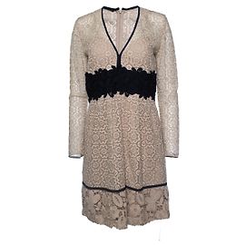 Vestido midi de cóctel en encaje beige SS16 de Burberry