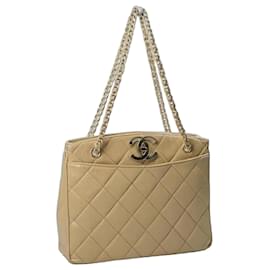 Chanel Vintage 24K CC Borsa Tote Classica in Pelle di Agnello Beige Senza Tempo