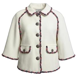 Rara Chanel 15C Dubai Cristais Swarovski Branco Multicolorido Jaqueta Curta com Acabamento Trançado FR 38