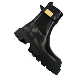Botines Chelsea de Cuero Negro con Hebilla Medusa - Versace