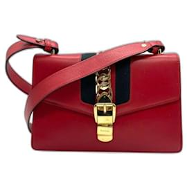 Borsa a mano Gucci Sylvie in pelle rossa