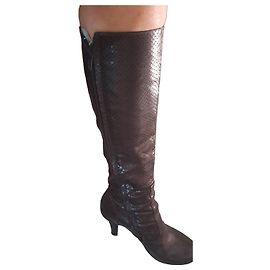 Free Lance leather croc-effect boots dark brown