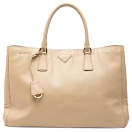 Borsa Grande Galleria Saffiano Lux Beige di Prada