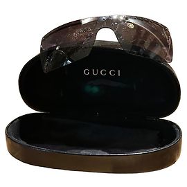 Gafas de sol Gucci de metal negro