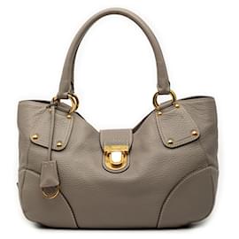 Borsa a Spalla Prada in Vitello Daino Grigio