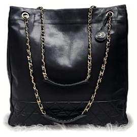 Tote vintage de cuero negro de Chanel