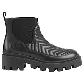 Stivali Gucci Charles in pelle nera trapuntata chevron