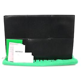 Bottega Veneta Clutch Document Case in Intrecciato Nero