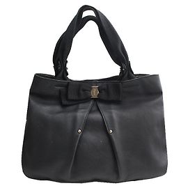 Salvatore Ferragamo Borsa Tote in Pelle Vara Nera