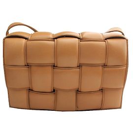 Bottega Veneta Kamel-Lammleder Cassette Tasche