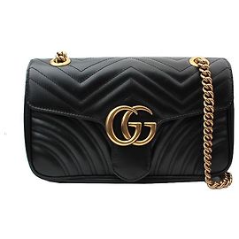 Gucci Borsa a tracolla matelassé nera Marmont GG dorata