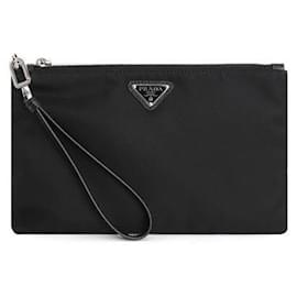 Borsa Clutch in Re-Nylon Nera - Prada