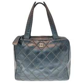 Chanel Schwarze Wildstich Coco Tote Bag aus Leder